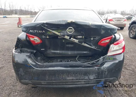 2017 Nissan Altima 2.5 z USA, uszkodzony, nr VIN 1N4AL3APXHC225518